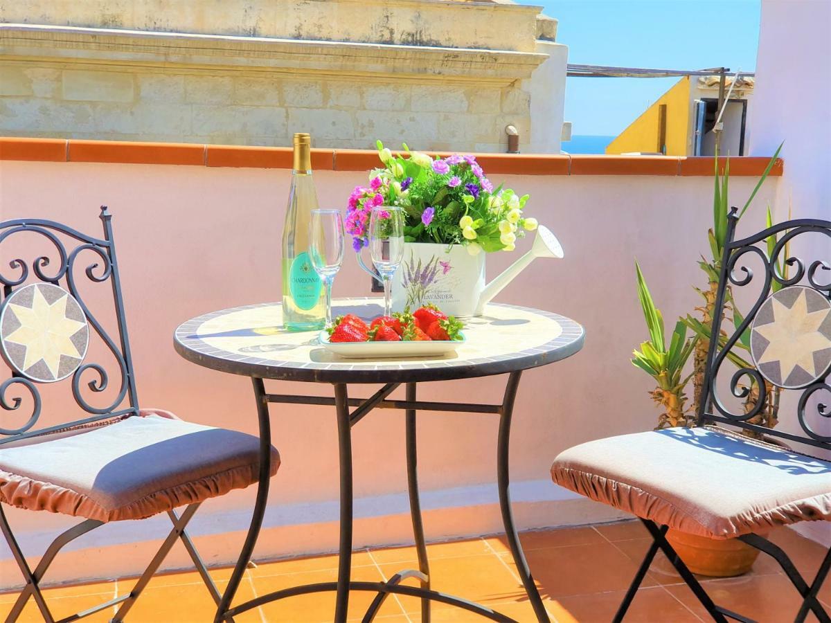 Una Terrazza Per Due Syracuse Exterior photo