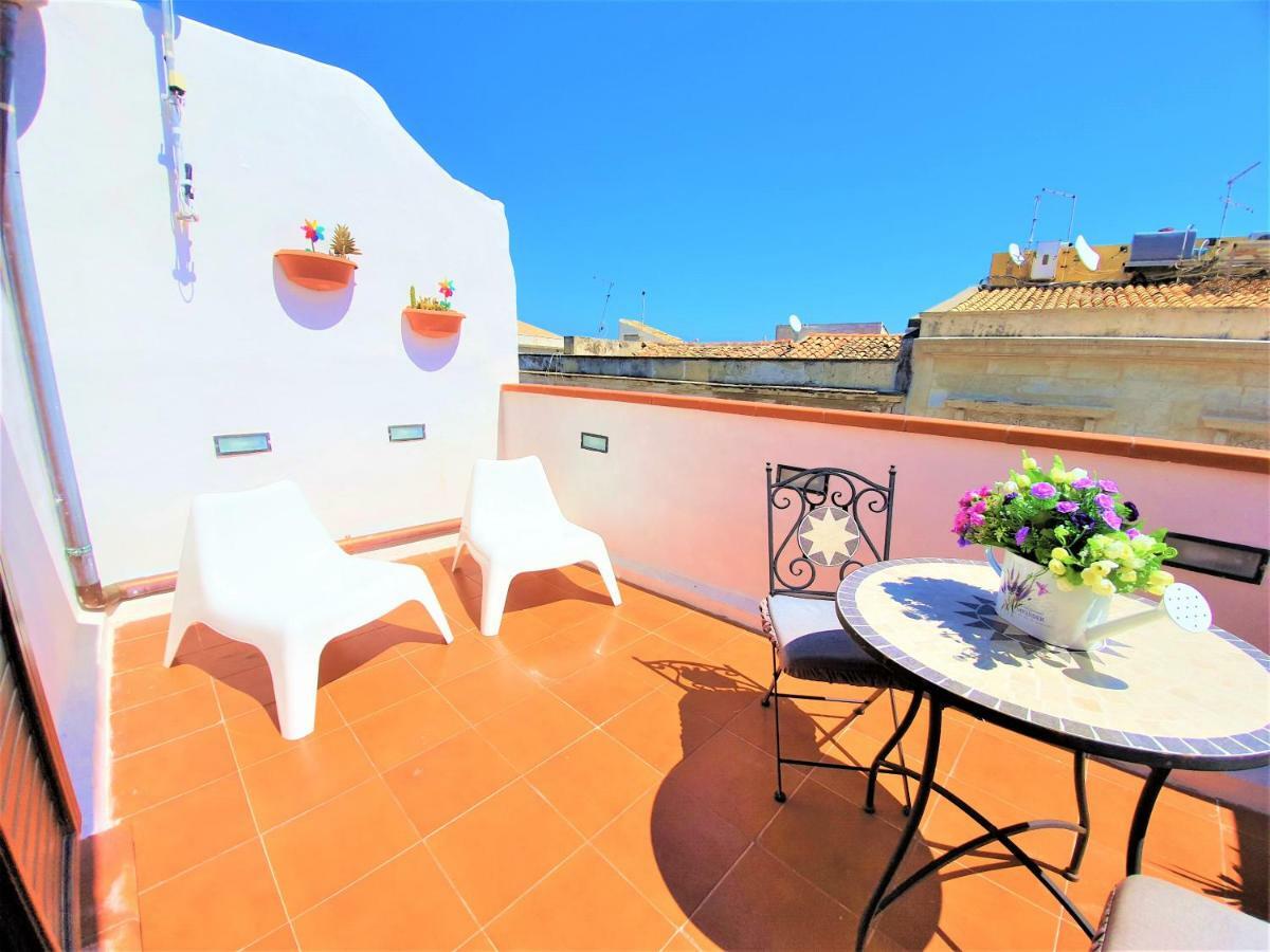 Una Terrazza Per Due Syracuse Exterior photo
